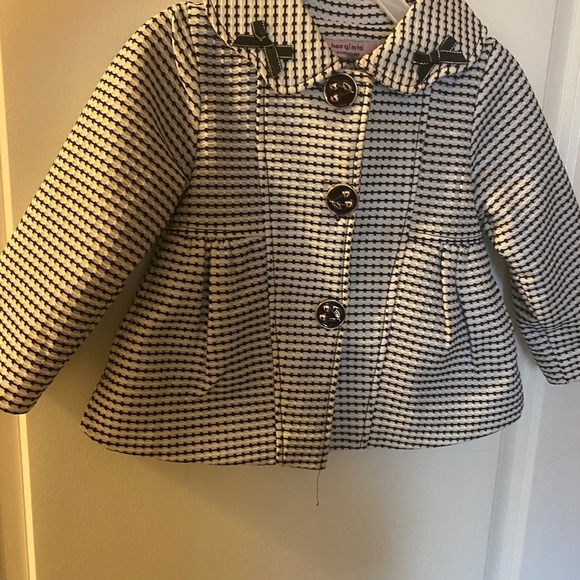 Girls fashion Coat 💓 - Picture 2 of 5